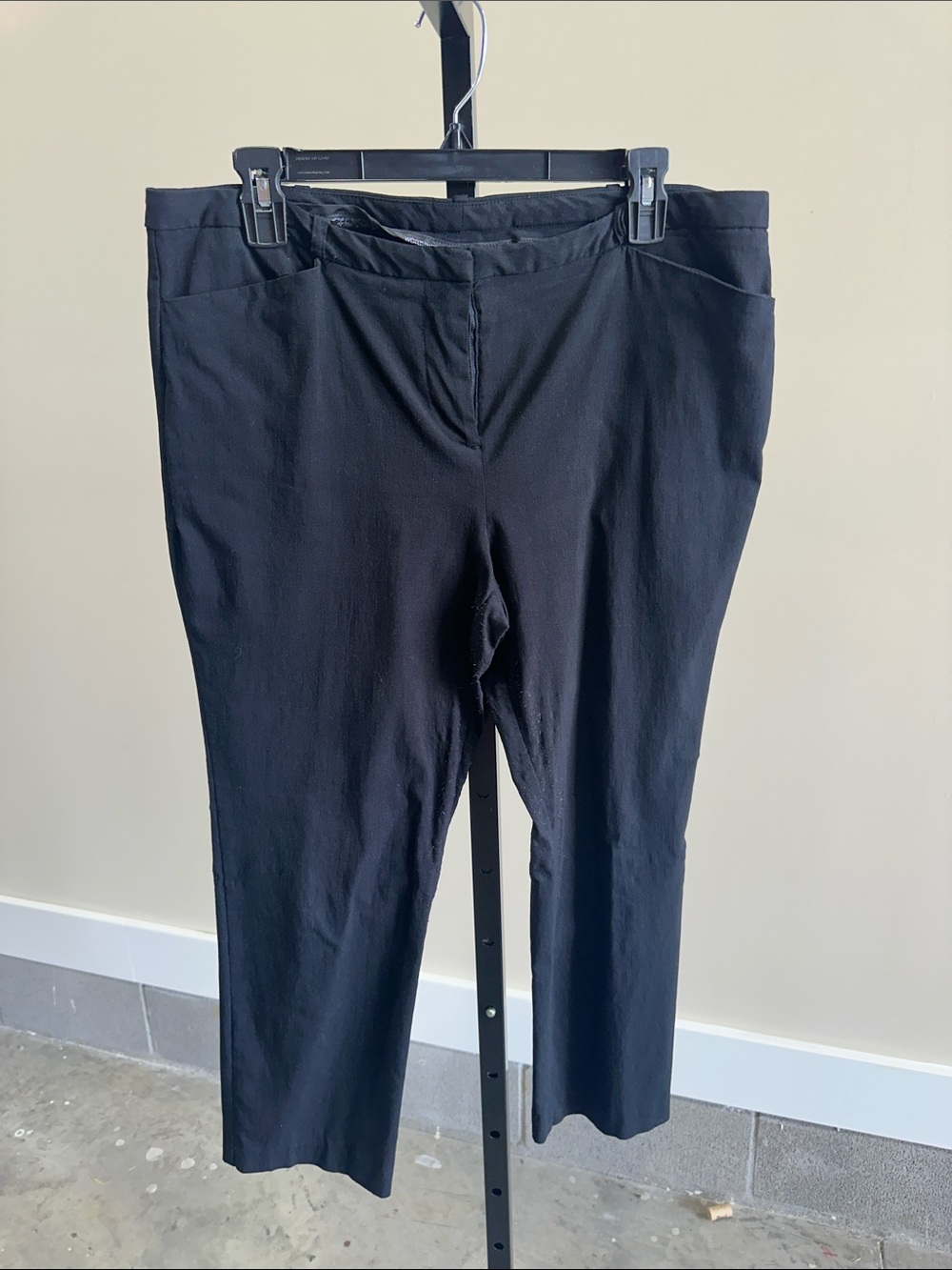 Worthington Black ankle pant size 12P